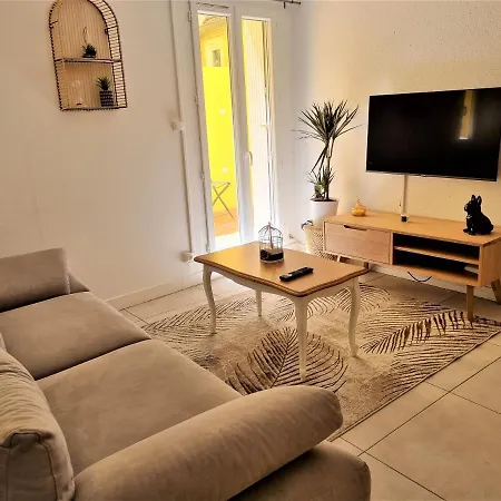 Apartment Etienne Dollet *