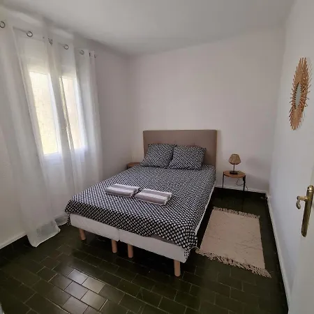 Apartment Etienne Dollet *