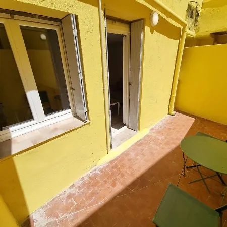 Etienne Dollet Apartment