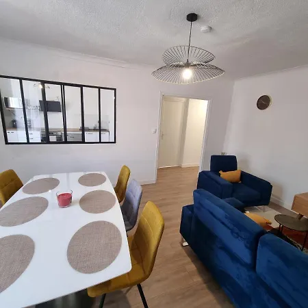 Etienne Dollet Apartment Beziers