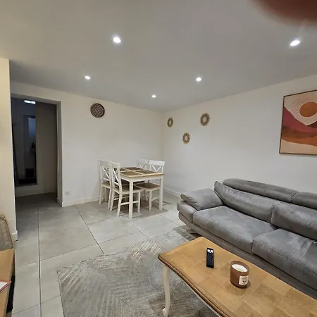 Apartament Etienne Dollet Béziers