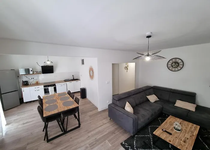 Apartment Etienne Dollet